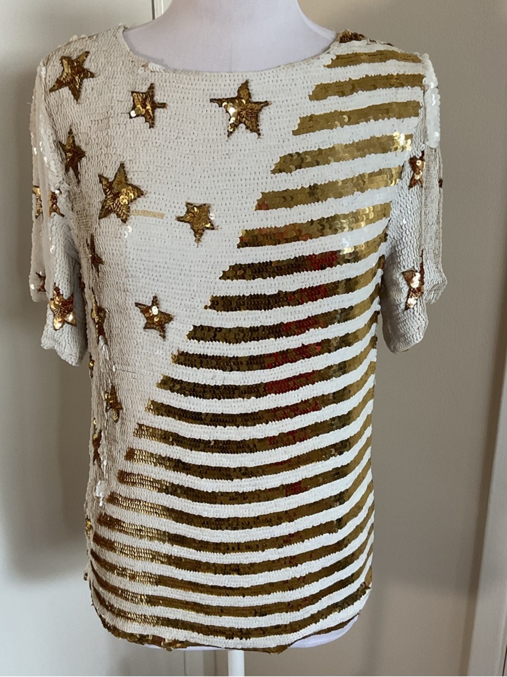 Modi 100% Silk White Blouse Gold Sequin Stars & Stripes Top Small Lined - Picture 2 of 8